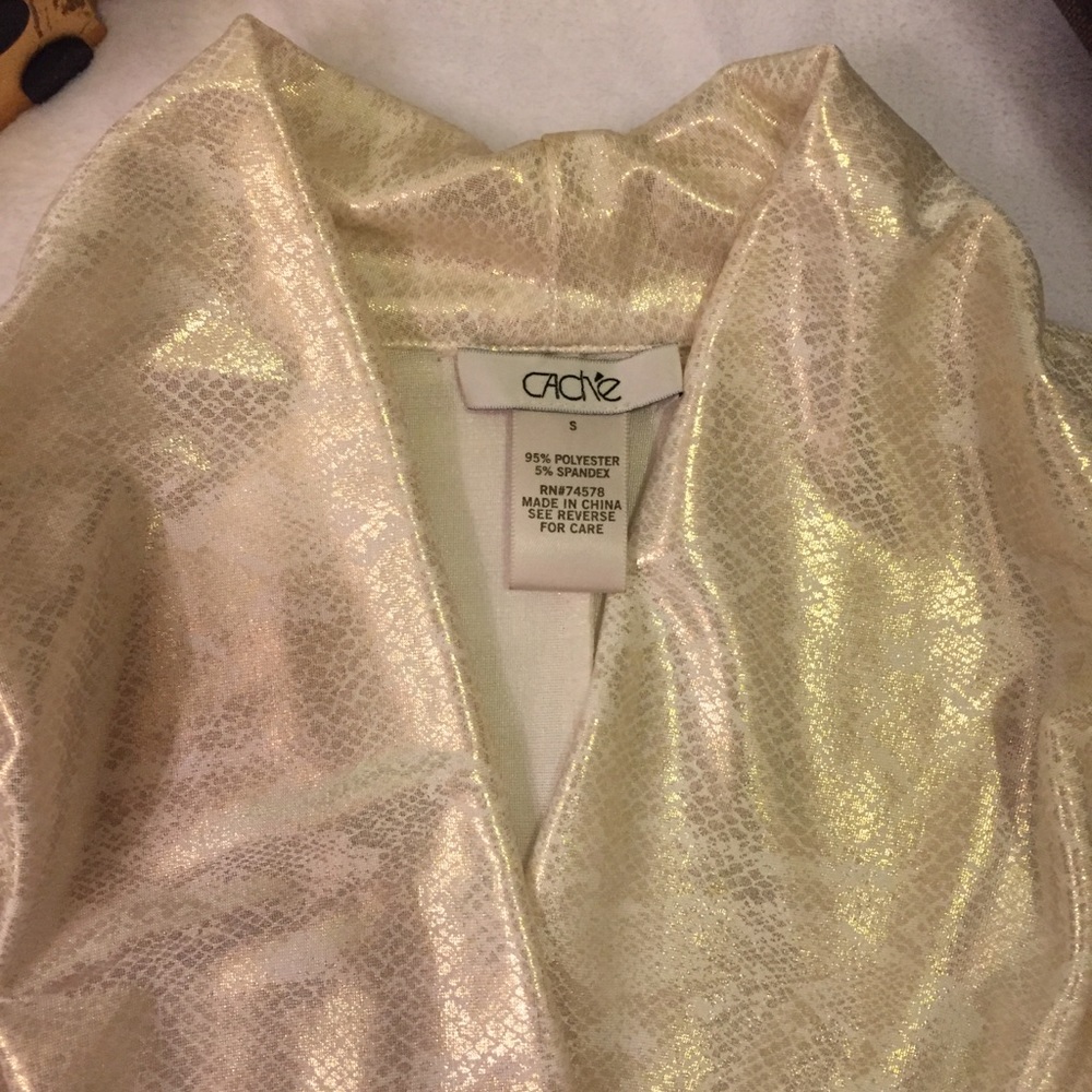Beautiful Gold and Cream Blouse - Picture 4 of 5